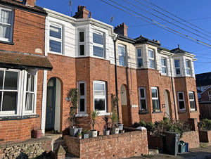 Photo 1- click for photo gallery